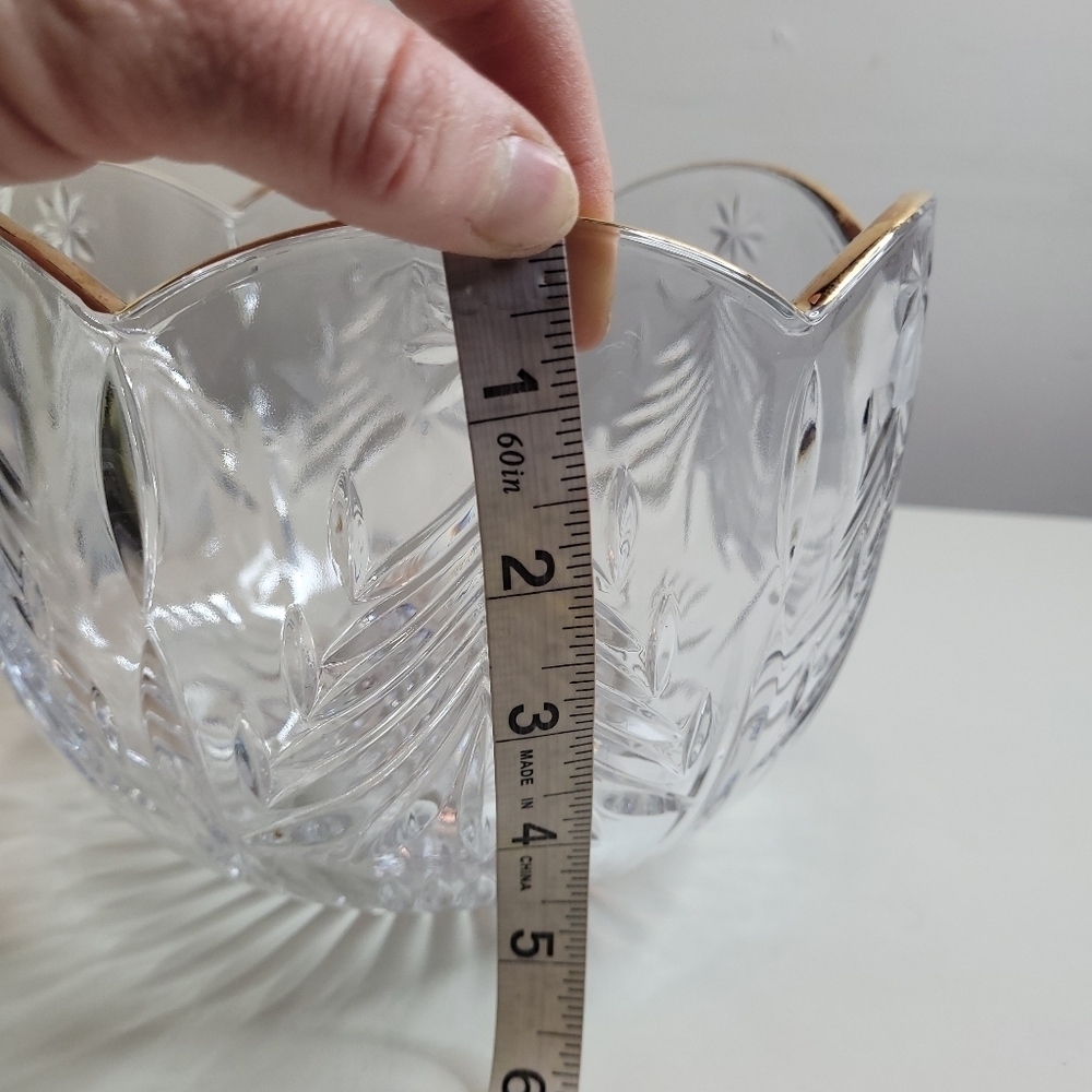 Vintage Mikasa Christmas Tree Gold Cystal Bowl Etched Christmas Trees & Stars - Picture 7 of 8